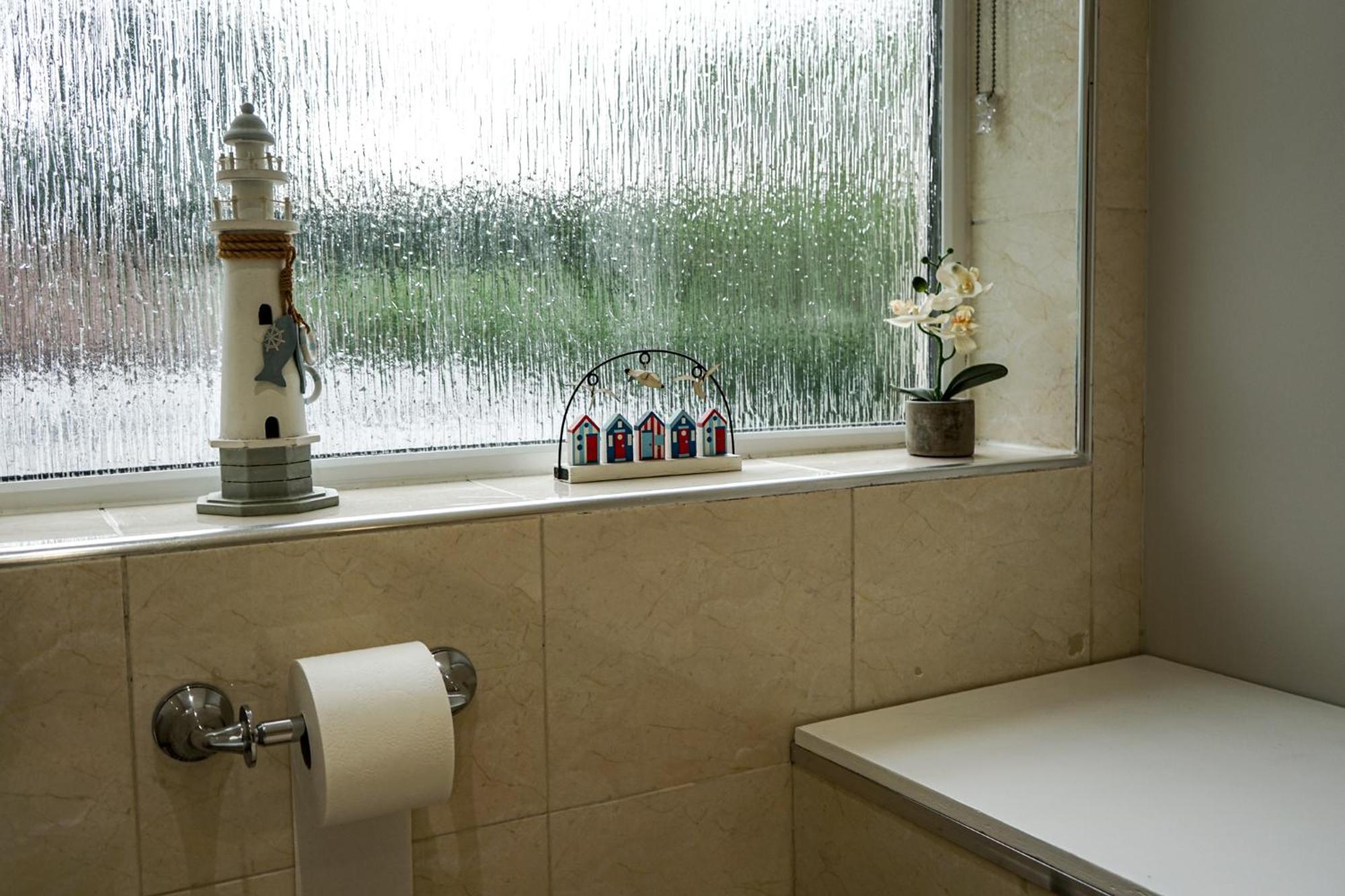 Luxury 5 Star Apartments, Parking, Garden, Near Metro Stations 10-15Mins To London Exterior photo